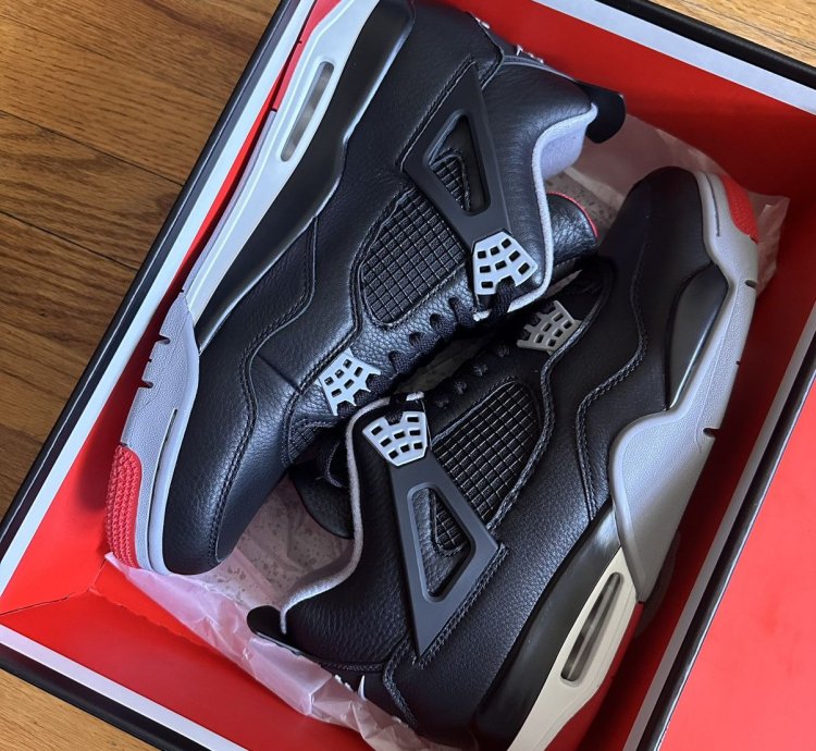 Air Jordan 4 Retro Bred Reimagined Size 11 5