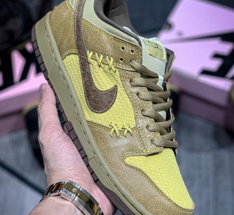 Nike Dunk Low Pro Sb Shanghai 2 Sneakers