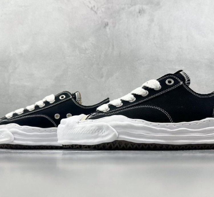 Maison Mihara Yasuhiro Hank Og Sole Canvas Low