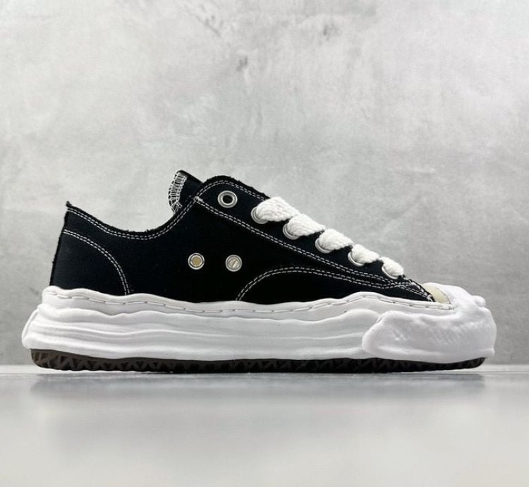 Maison Mihara Yasuhiro Hank Og Sole Canvas Low