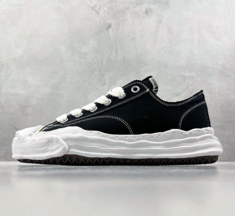 Maison Mihara Yasuhiro Hank Og Sole Canvas Low