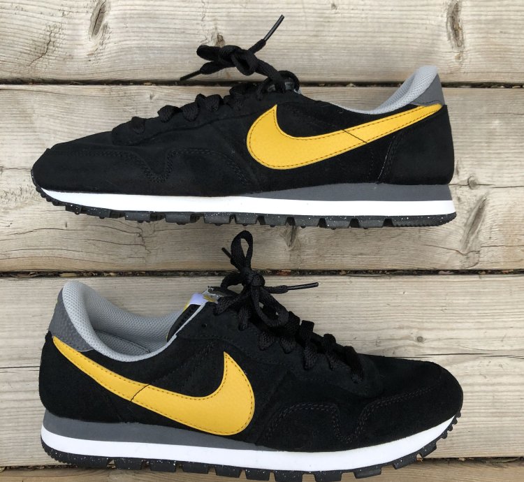Vintage 2014 Nike Air Pegasus 83 Ltr Size 8