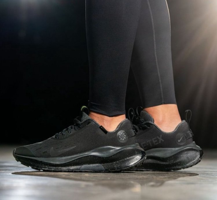 Nike Infinity Run 4 Gore Tex All Black Running Shoes