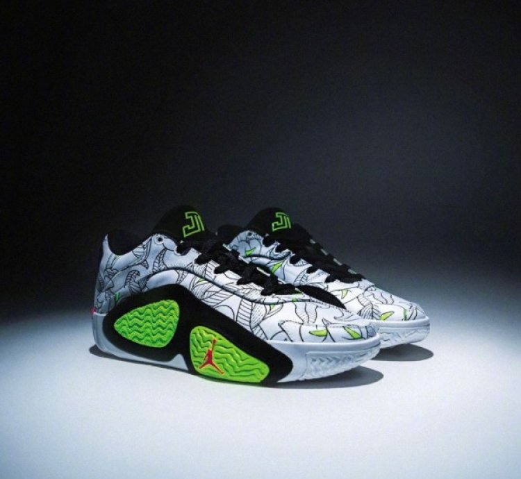 Nike Jordan Tatum 2 Mommas Boy Basketball Sneakers