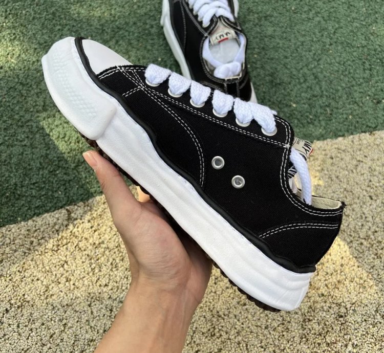 Maison Mihara Yasuhiro Hank Og Sole Canvas Low