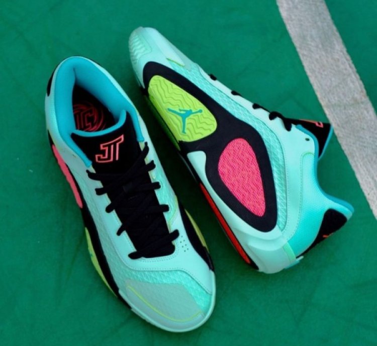 Nike Jordan Tatum 2 Votex Basketball Sneakers