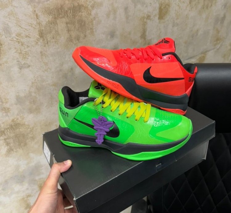 Nike Kobe 6 Grinch Red Green Basketball Sneakers