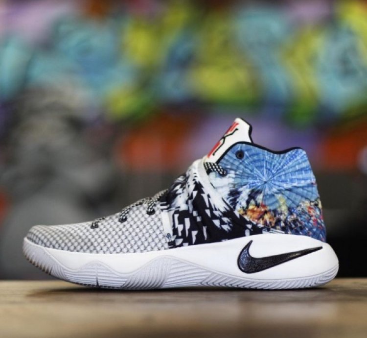 Nike Kyrie 2 Effect Basketball Sneakers