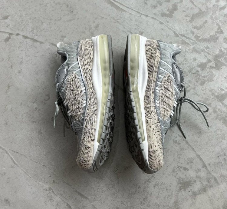 Supreme Nike Air Max 98 snakeskin