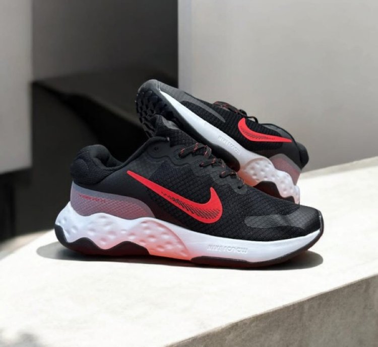 Nike Renew Ride 3 Black Running Shoes