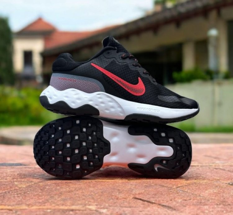 Nike Renew Ride 3 Black Running Shoes