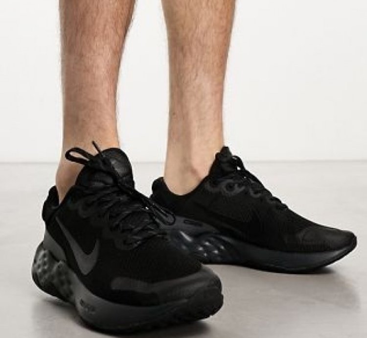 Nike Renew Ride 3 Black Running Shoes