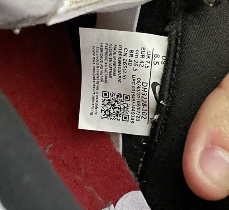 Supreme Nike Sb Dunk Low Og Qs