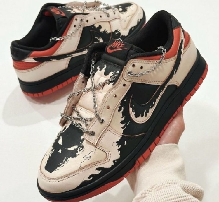Nike Sb Dunk Low Ghost Rider Sneakers