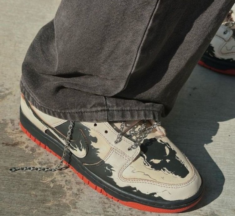 Nike Sb Dunk Low Ghost Rider Sneakers