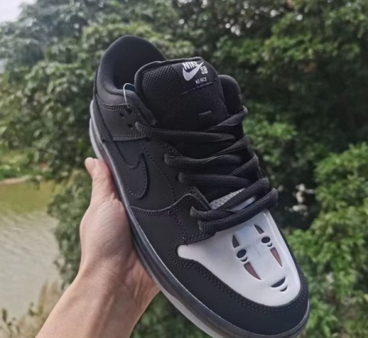 Nike Sb Dunk Low No Face Black White Sneakers