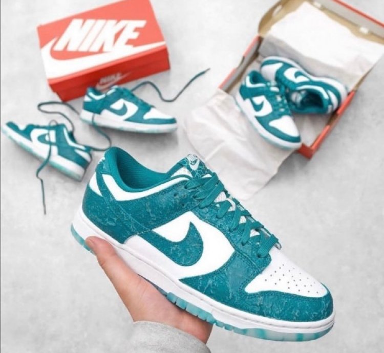 Nike Sb Dunk Low Ocean Sneakers