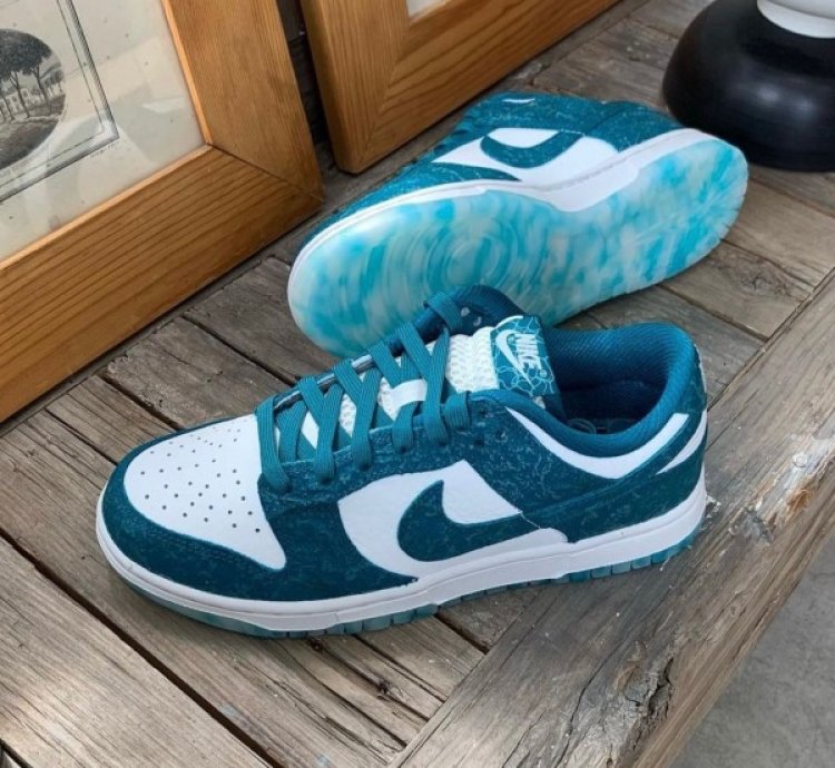 Nike Sb Dunk Low Ocean Sneakers