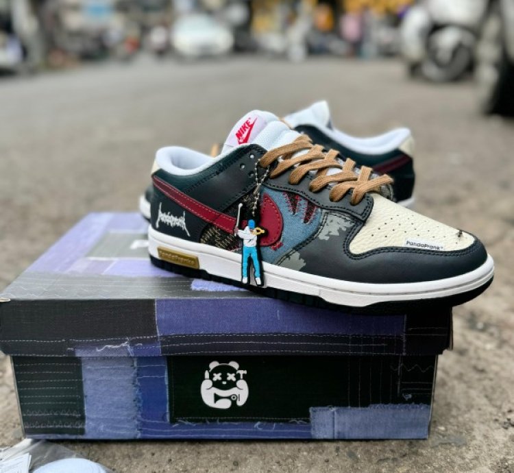 Nike Sb Dunk Low Pandaprank Sneakers