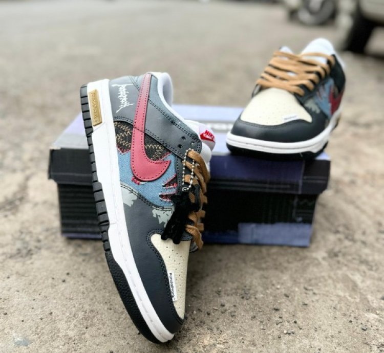 Nike Sb Dunk Low Pandaprank Sneakers