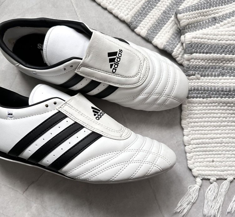 Vintage Adidas -3 Yohji Yamamoto Style Sneakers Shoes