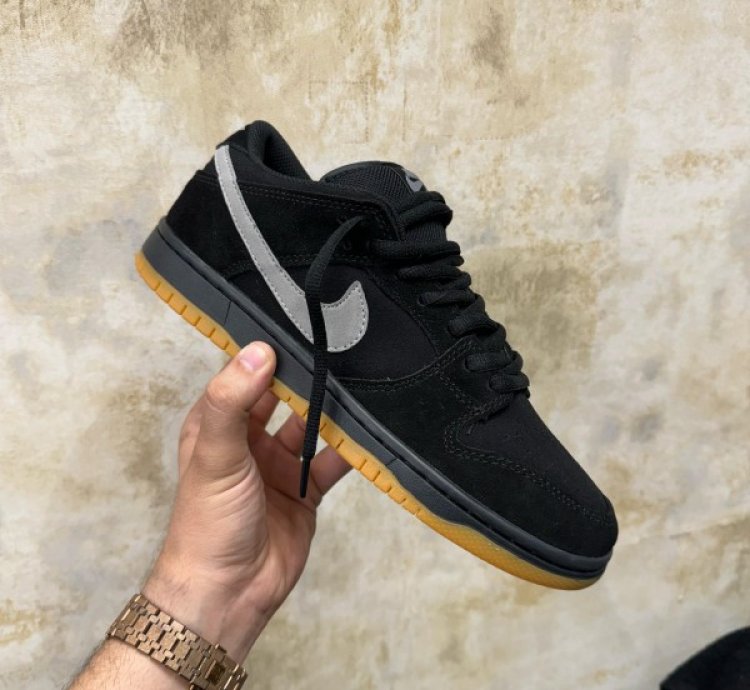 Nike Sb Dunk Low Pro Black Fog Sneakers