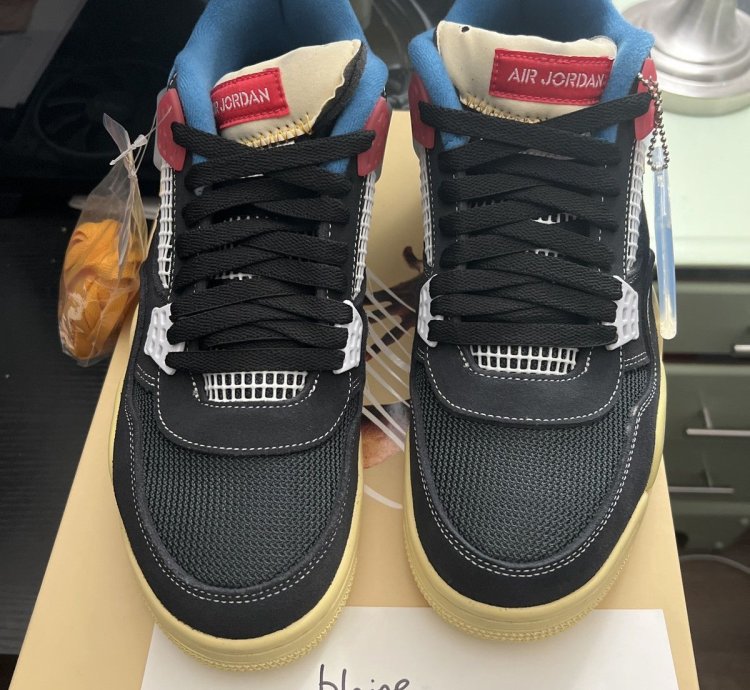 Air Jordan 4 Retro Union Off Noir