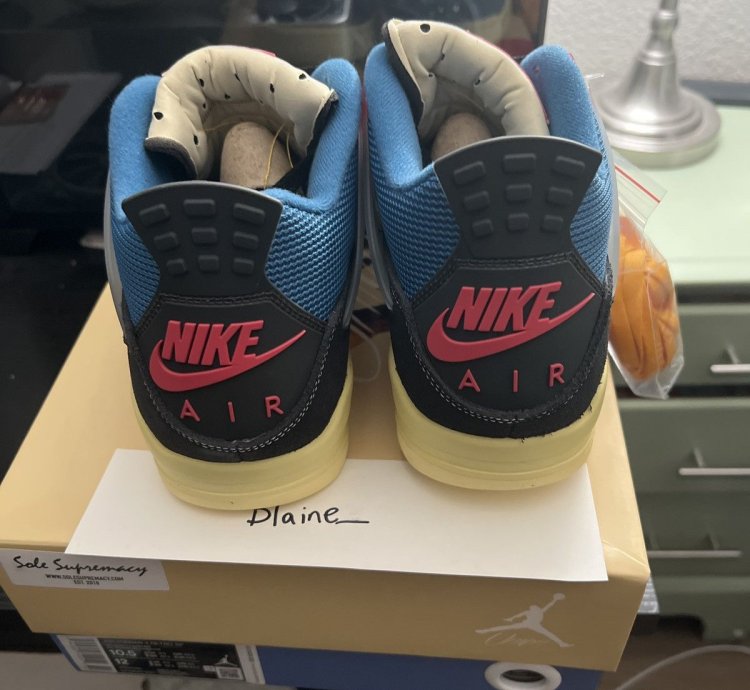 Air Jordan 4 Retro Union Off Noir