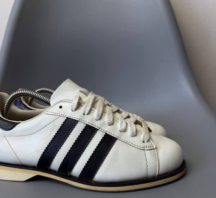 Vintage Adidas Bowling Low Top Sneakers