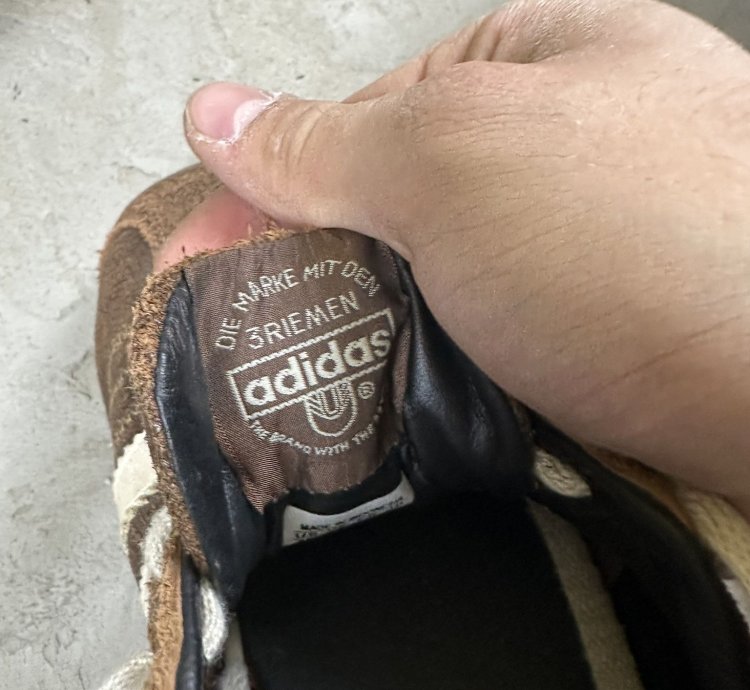 Vintage Adidas Chile 62 Retro Soccer Low Sneakers