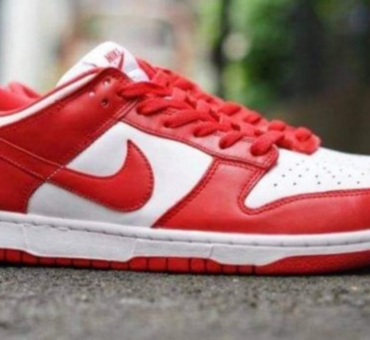 Nike Sb Dunk Low Sp University Red Sneakers