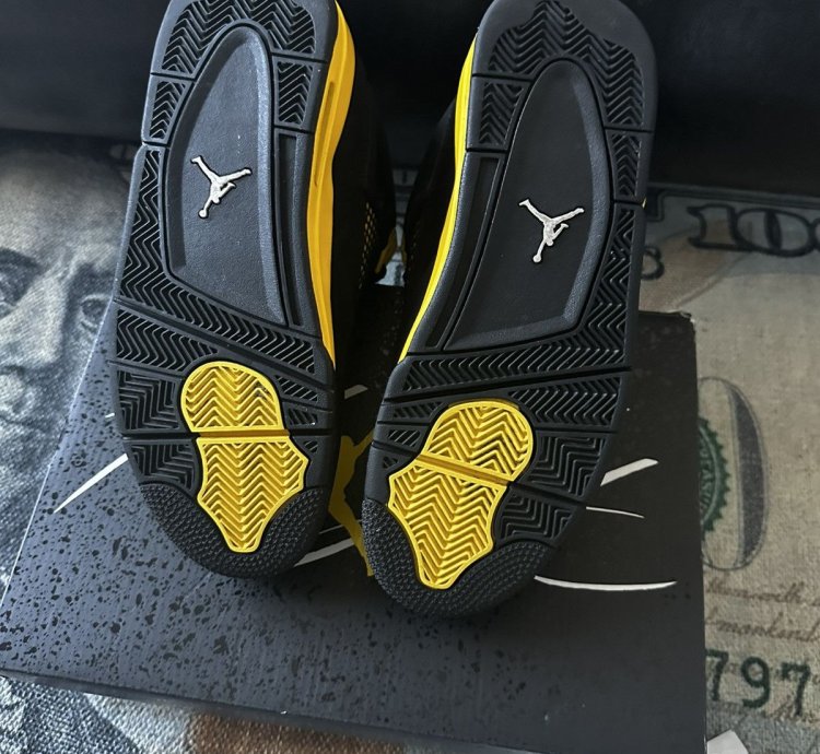 Thunder 4s 2023