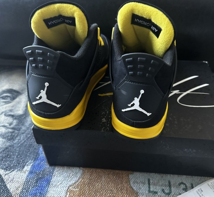 Thunder 4s 2023