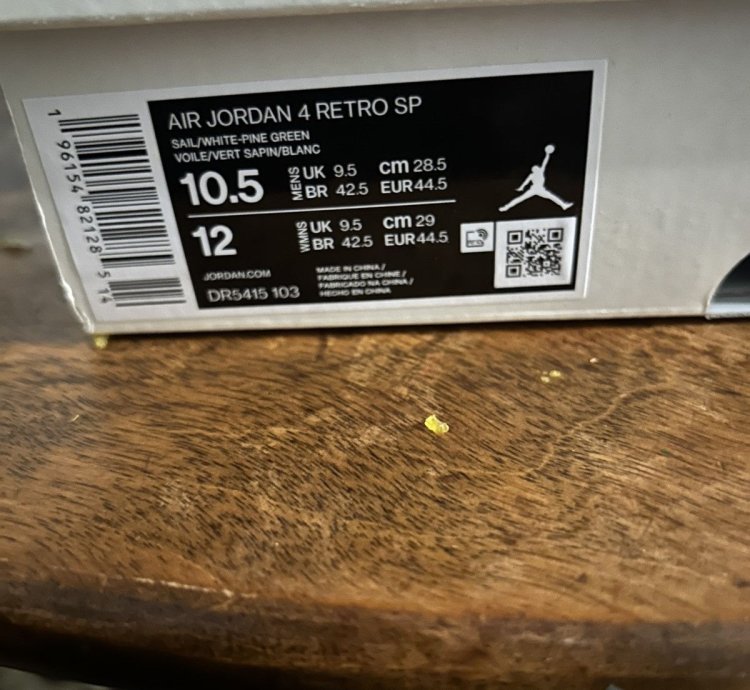 Air Jordan 4 Sb Pine Green