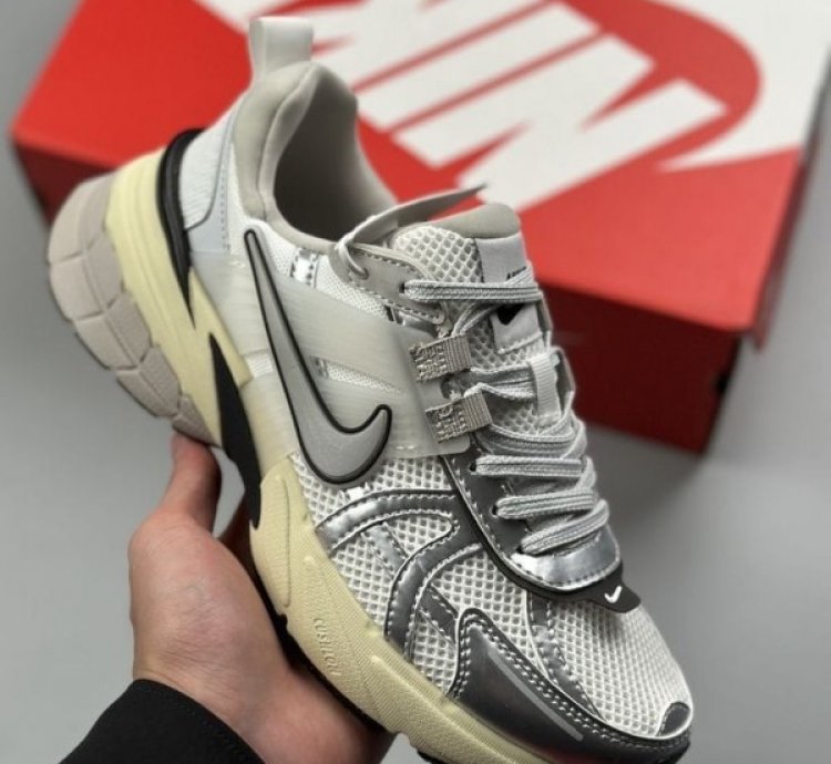 Nike V2k Run Metallica Sliver Running Shoes