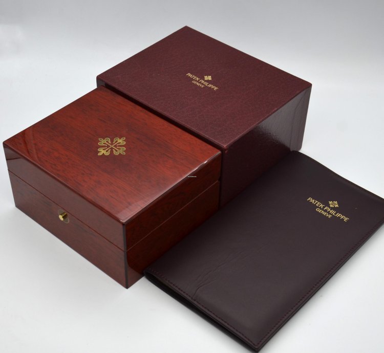 Patek Philippe Chronograph 5070r