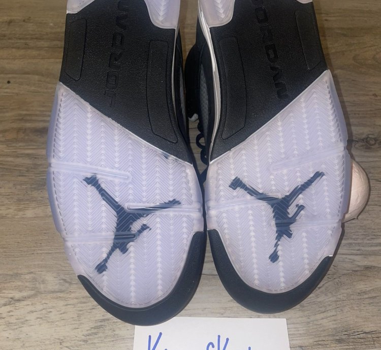 Air Jordan 5 Retro Oreo