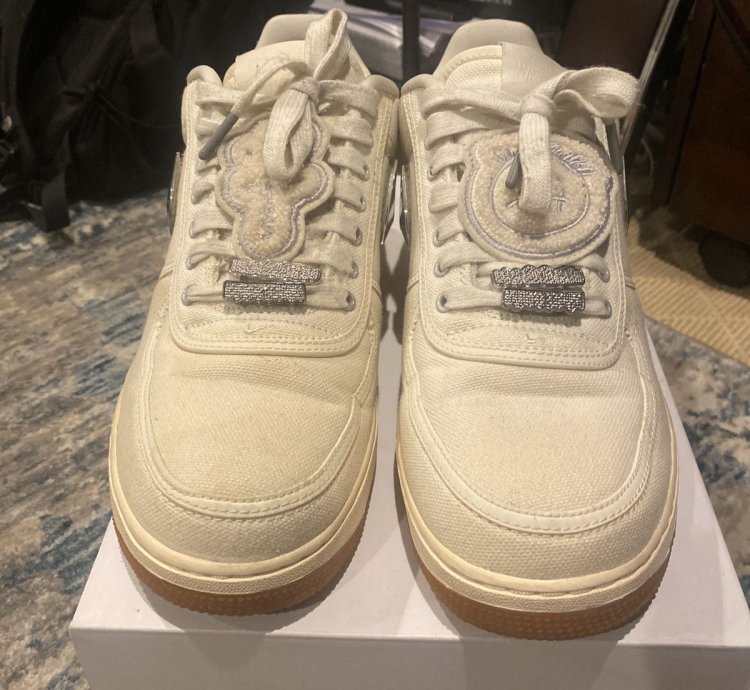 Travis Scott Air Force 1 Sail
