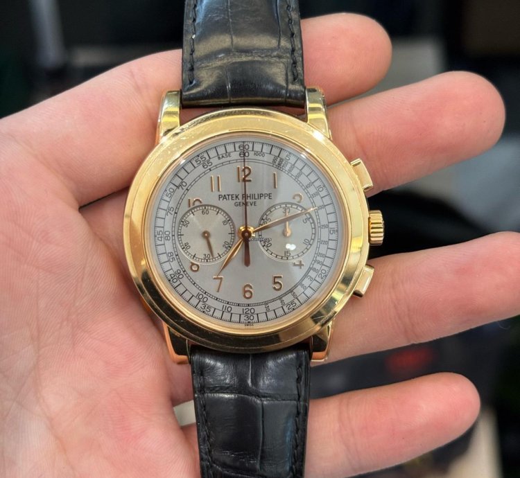 Patek Philippe Chronograph 5070r-001