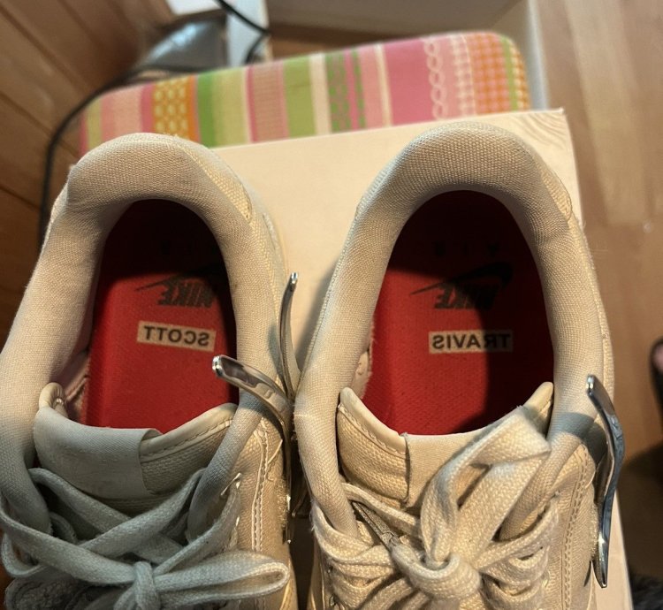 Travis Scott Air Force One Sail