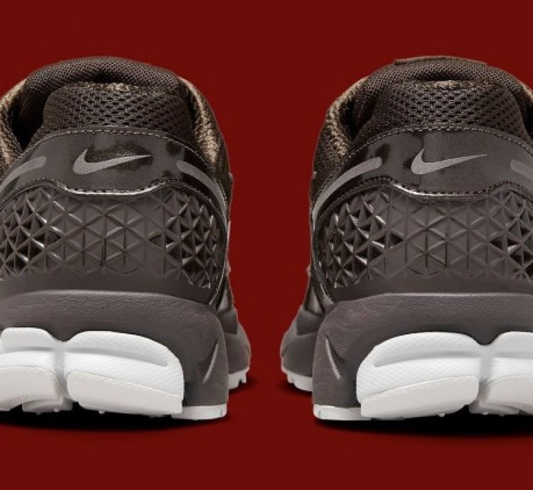 Nike Zoom Vomero 5 Velvet Brown Running Shoes