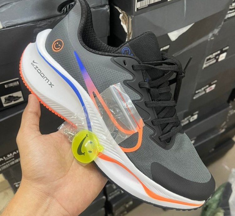 Nike Zoom X Smileys Soprt Running Shoes