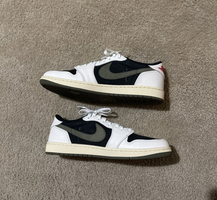 Travis Scott Air Jordan 1 Retro Low Og Olive