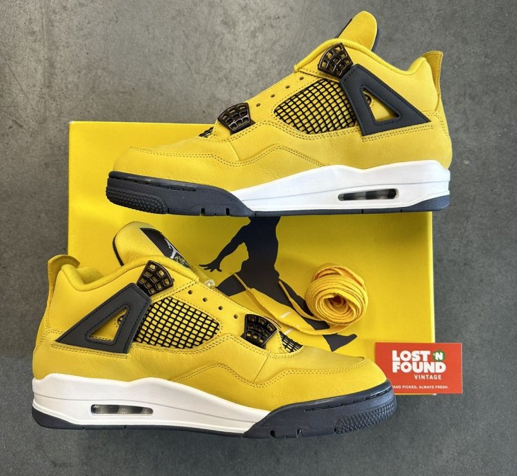 2021 Nike Air Jordan 4 Retro Lightning