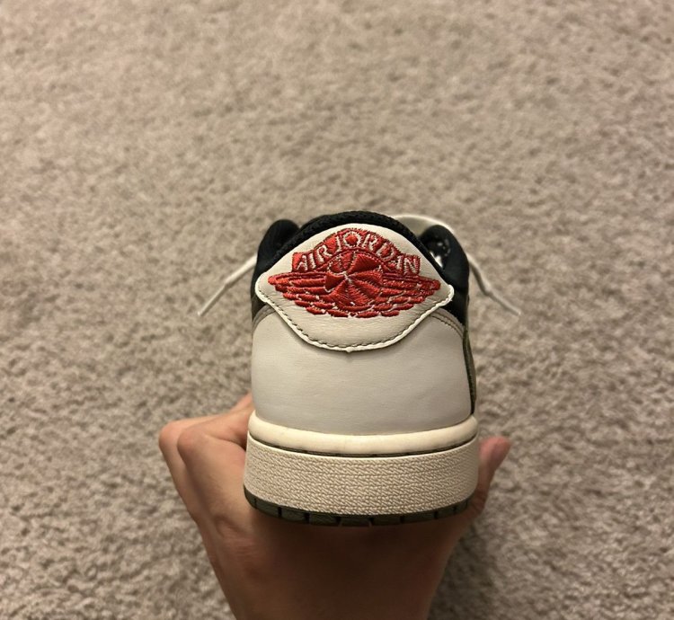 Travis Scott Air Jordan Retro 1 Low Olive Size 7 5