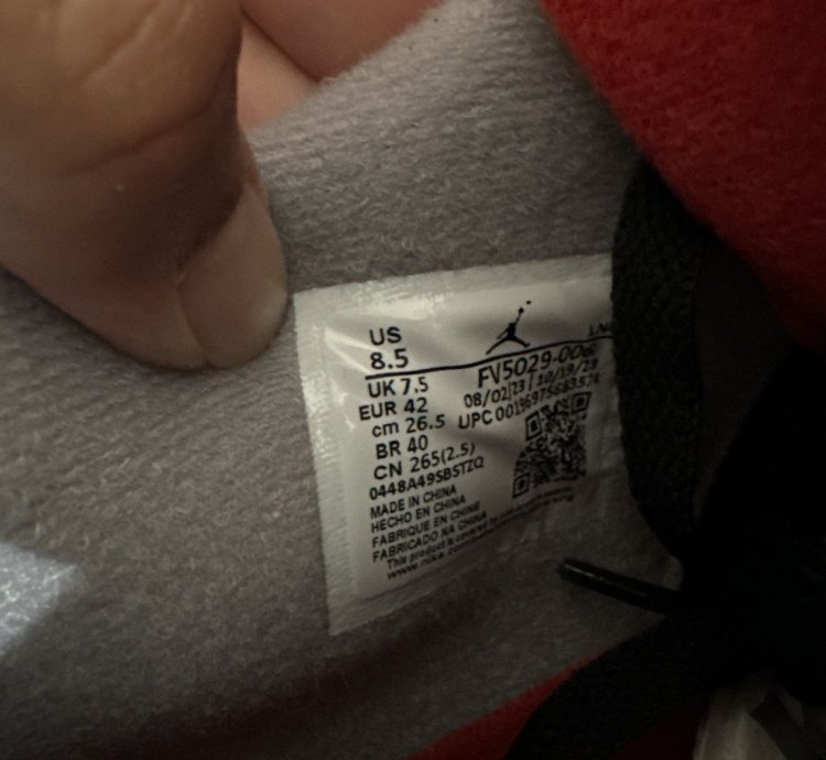 Air Jordan Retro 4 Bred Reimagined
