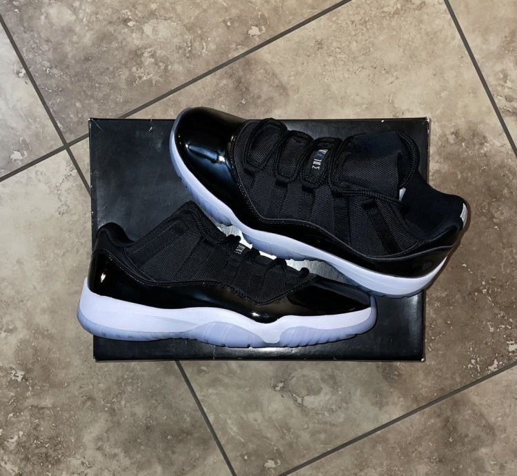 2024 Jordan 11 Retro Low Space Jam Size 10
