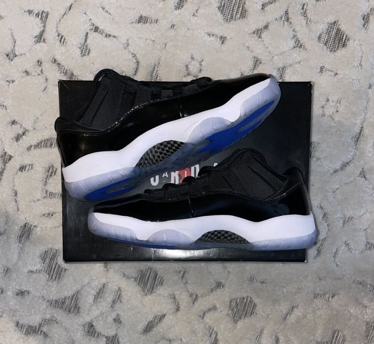2024 Jordan 11 Retro Low Space Jam Size 10