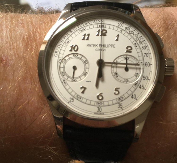 Patek Philippe Chronograph 5170g-001