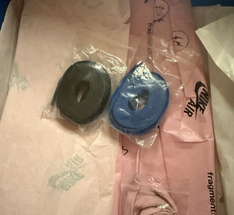 Travis Scott Fragment Jordan 1 Low